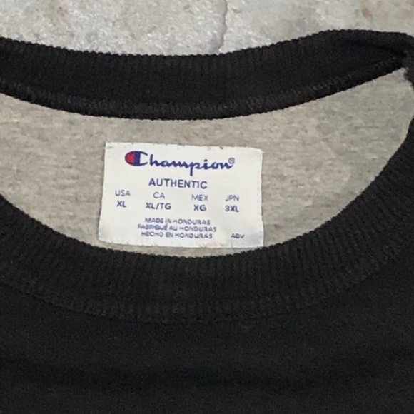 Champion Crewneck Sweatshirt - Picture 2 of 4